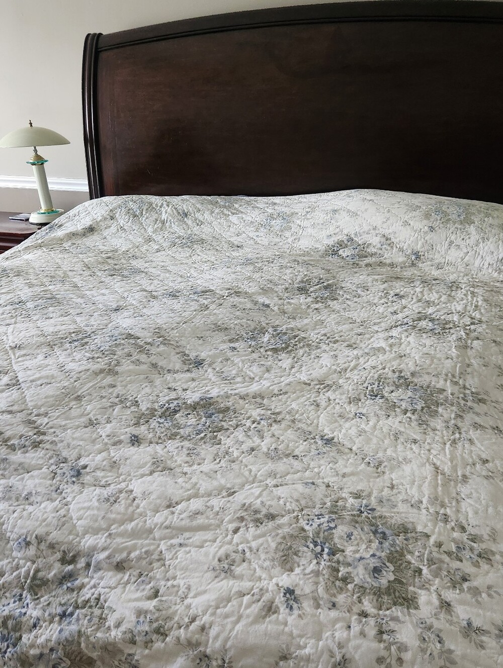 Rachel Ashwell SIMPLY SHABBY CHIC Shadow Rose Quilt Full Queen Cottage Country